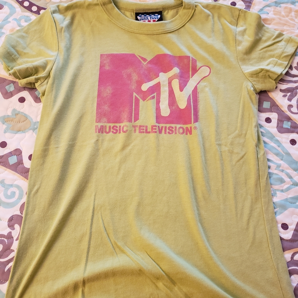 MTV baby tee